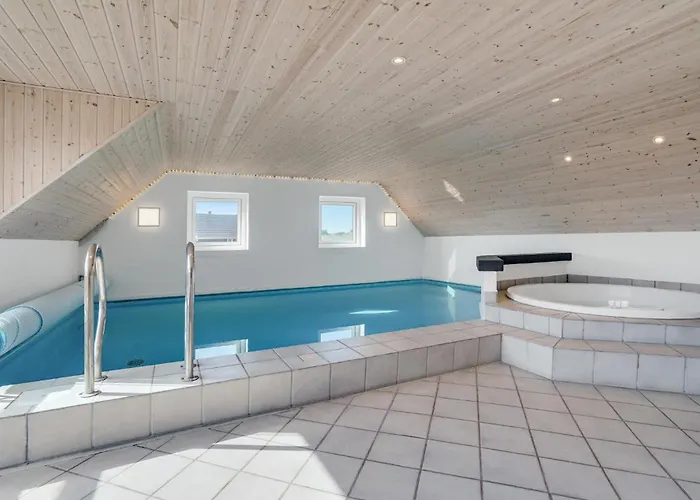 Сasa de vacaciones Cozy In Hvide Sande With Sauna Bjerregård
